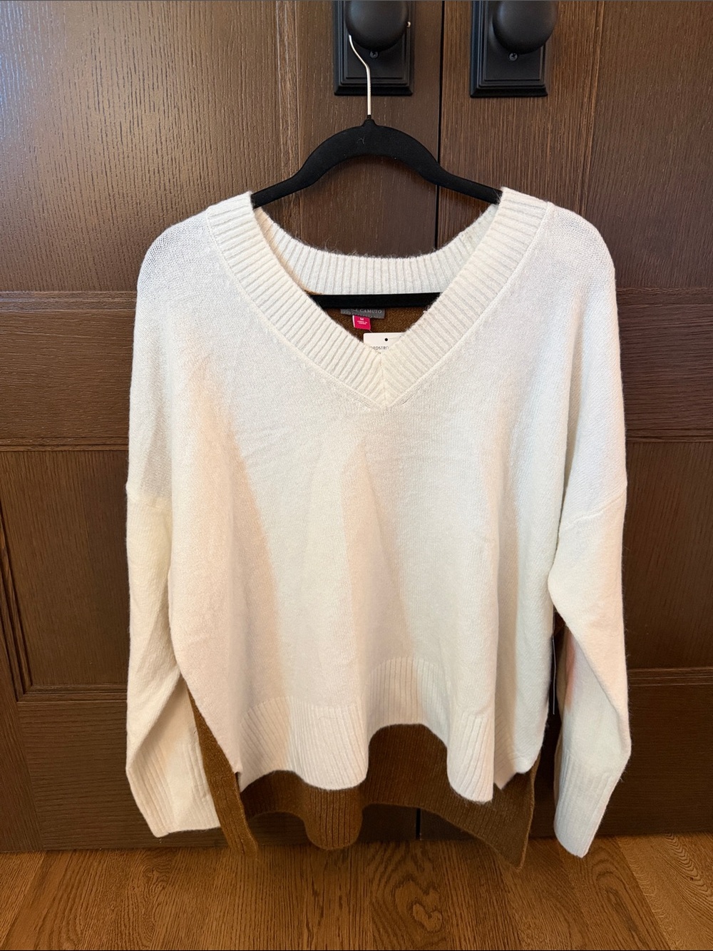 Vince Camuto Two-Tone V-Neck Sweater in Cream and Brown.